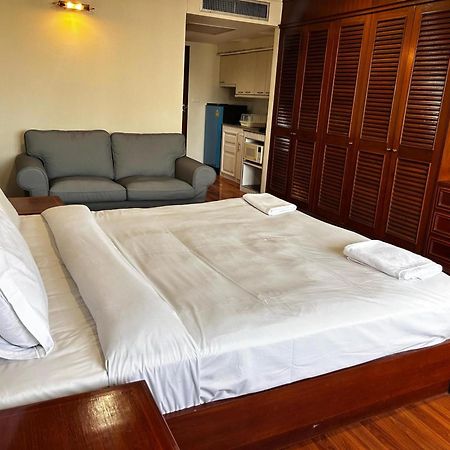 Affordable Serviced Apartments In Nana Omni Tower - Prime Sukhumvit Location Bangkok Exteriér fotografie