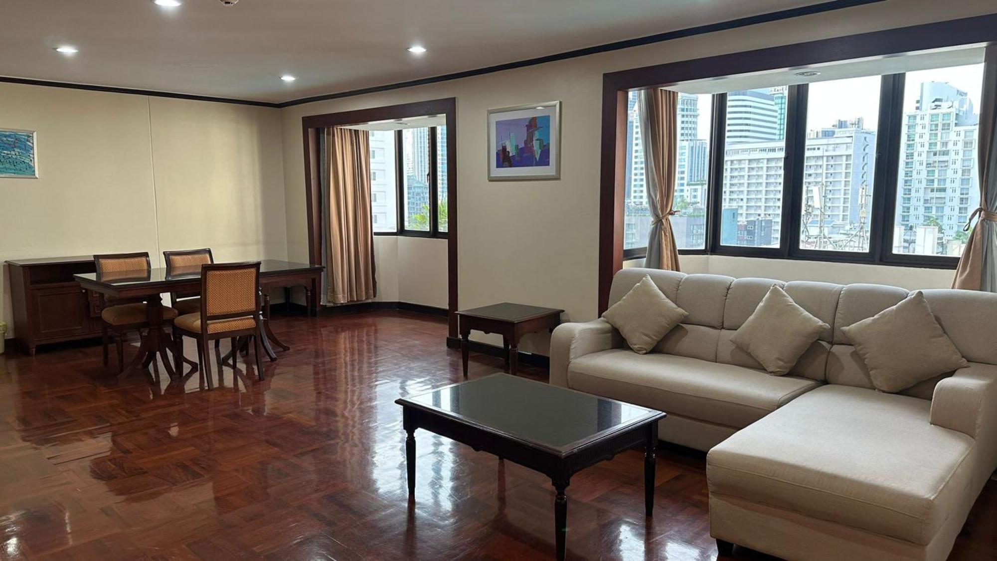 Affordable Serviced Apartments In Nana Omni Tower - Prime Sukhumvit Location Bangkok Exteriér fotografie