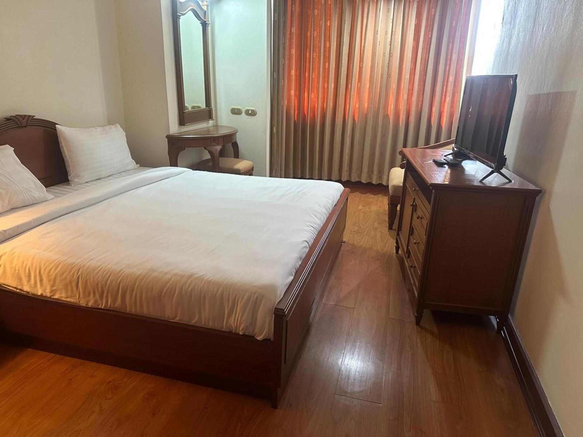 Affordable Serviced Apartments In Nana Omni Tower - Prime Sukhumvit Location Bangkok Exteriér fotografie
