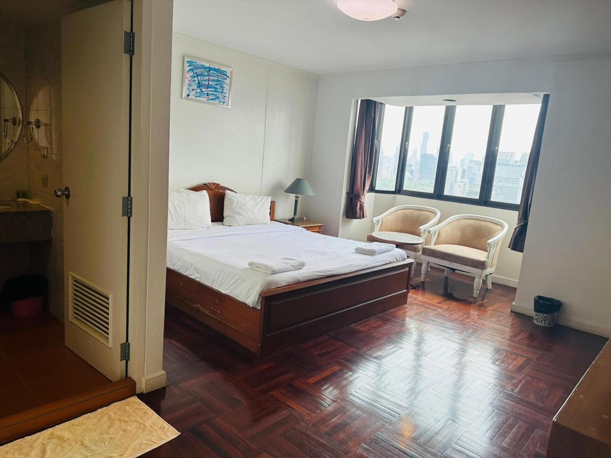 Affordable Serviced Apartments In Nana Omni Tower - Prime Sukhumvit Location Bangkok Exteriér fotografie