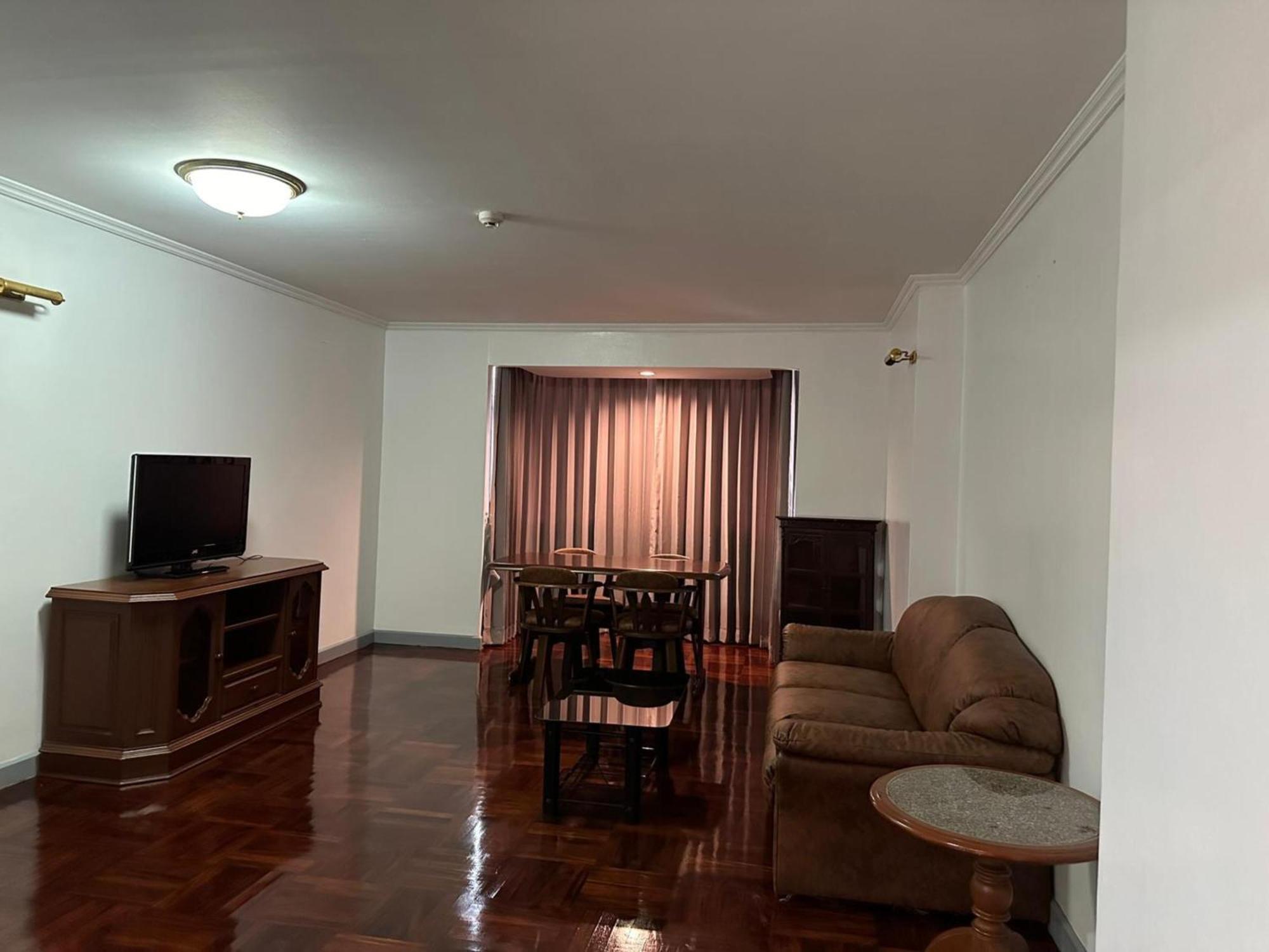 Affordable Serviced Apartments In Nana Omni Tower - Prime Sukhumvit Location Bangkok Exteriér fotografie